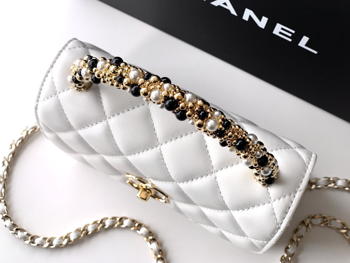 CC Mini Flap Bag 15 With Handle White Lambskin