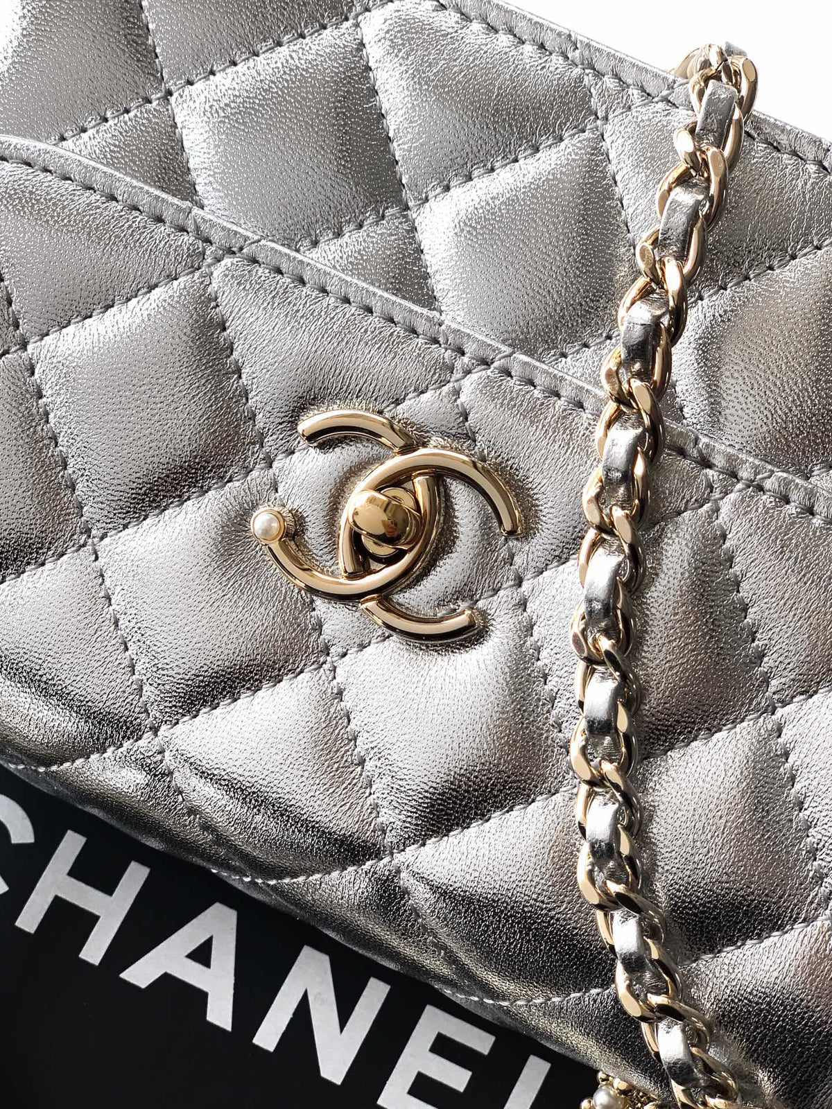 CC Mini Flap Bag 15 With Handle Sliver Metalic Lambskin