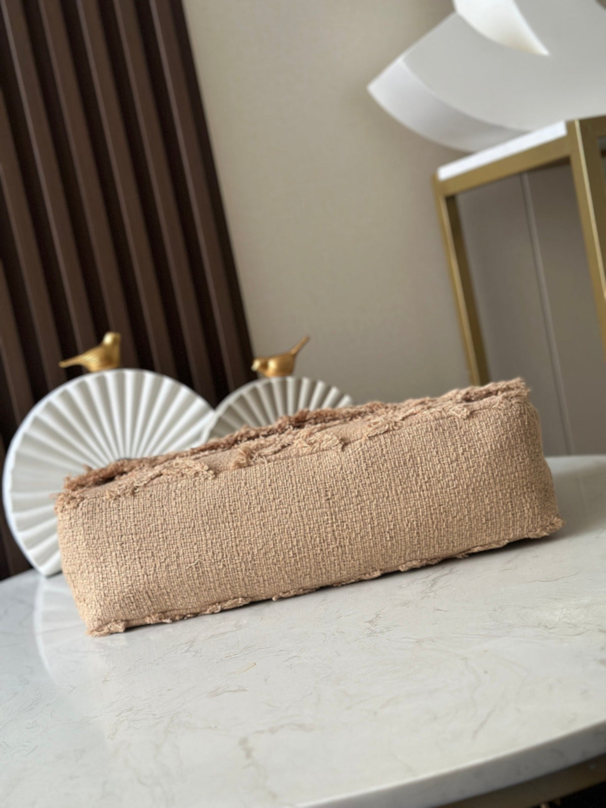 CC Nature Flap Bag 38cm Beige Tweed 275480