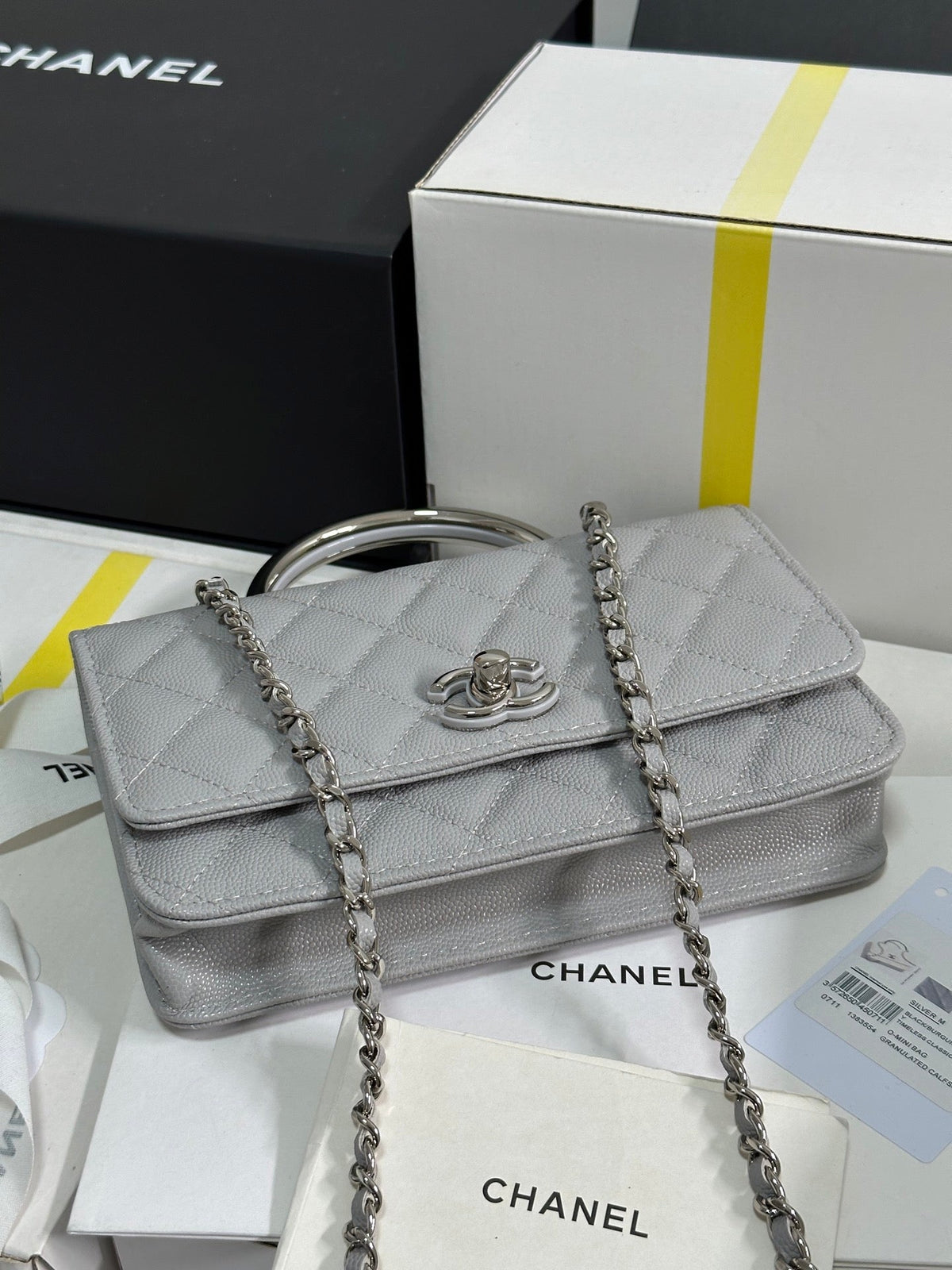 CC 25P Wallet Woc Handle 19cm Light Gray Leather Silver Hardware 243454
