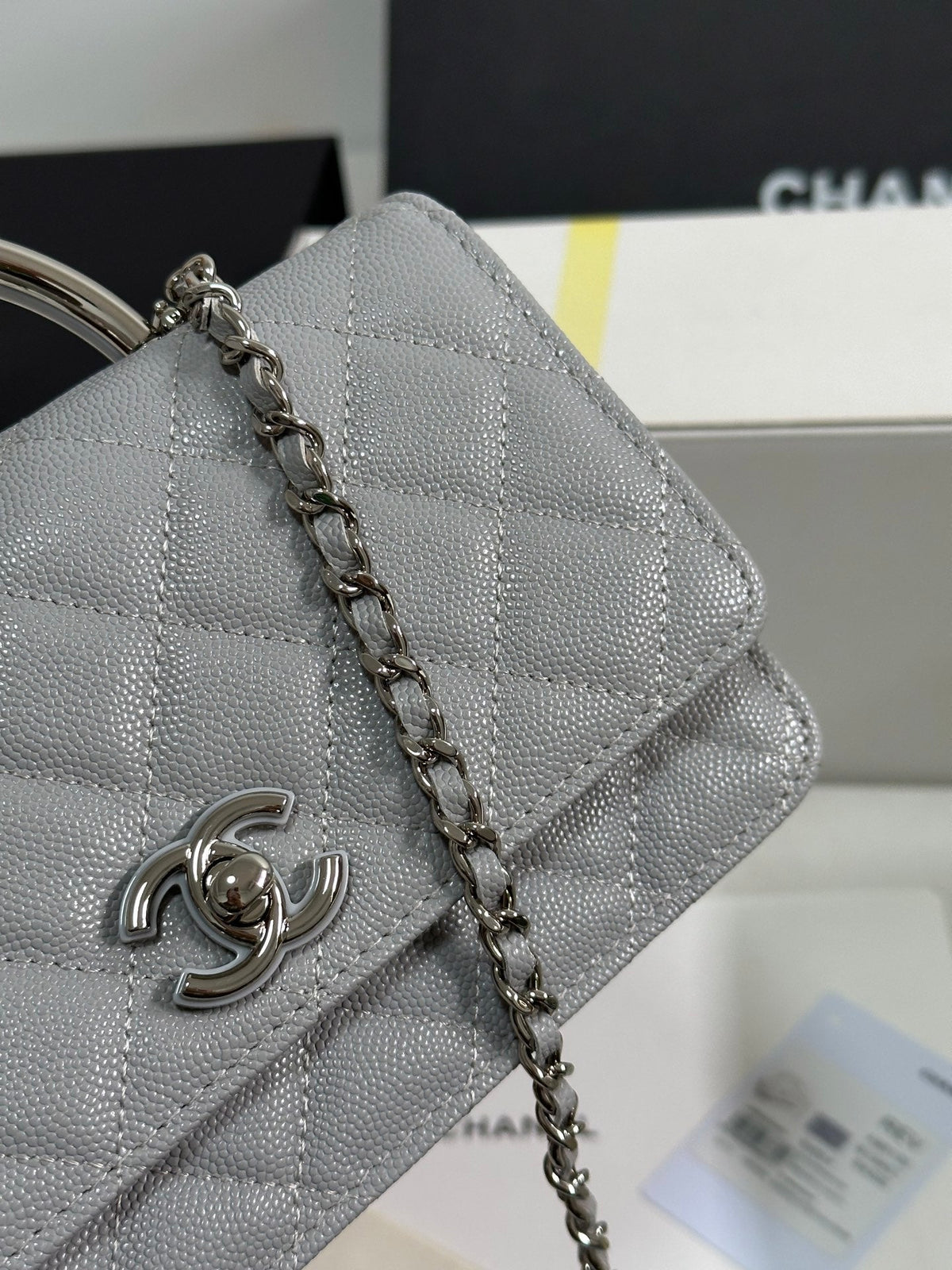 CC 25P Wallet Woc Handle 19cm Light Gray Leather Silver Hardware 243454
