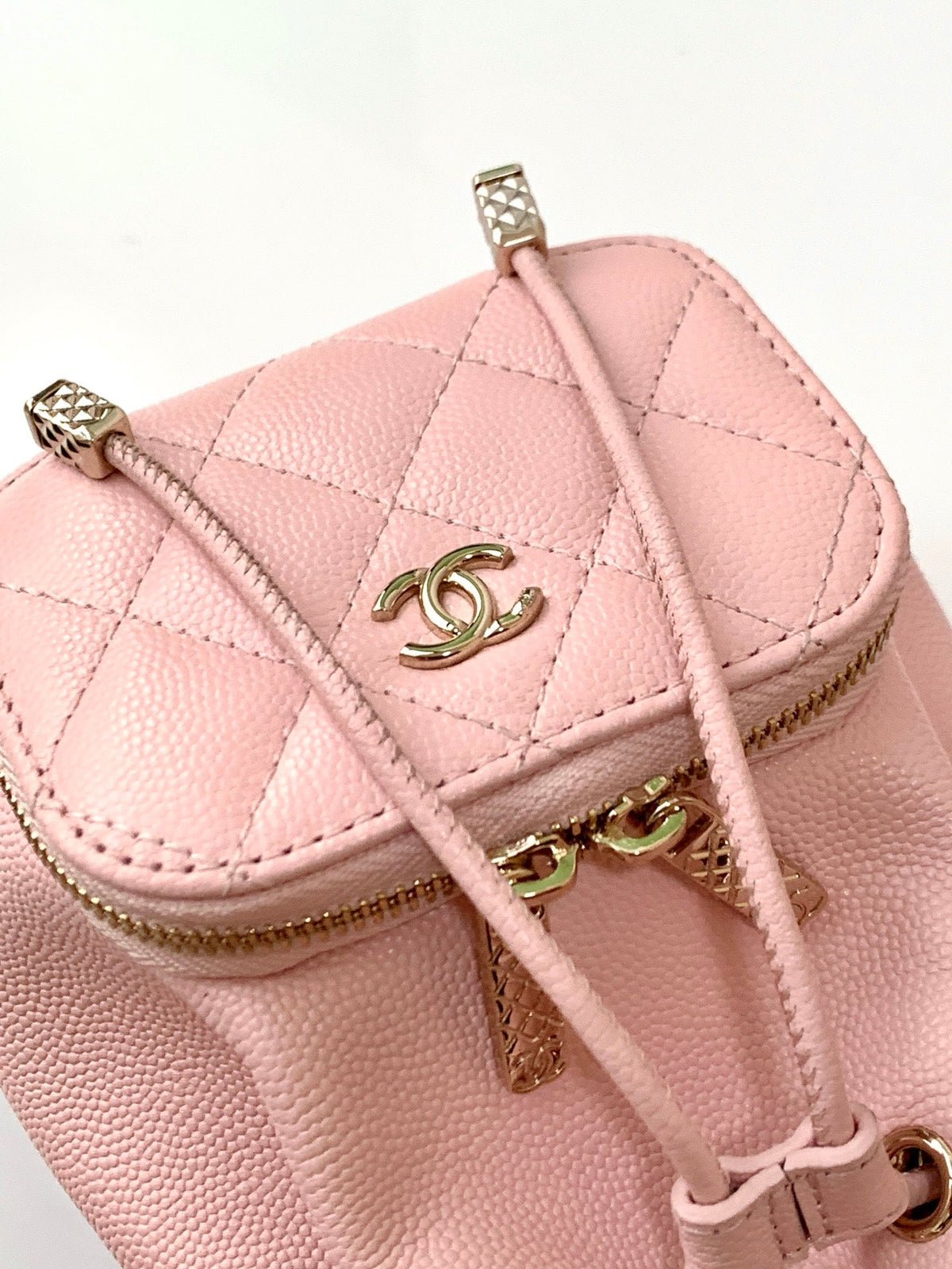 CC Mini Pocket Bucket Bag Light Pink Caviar Leather Light GHW 269202