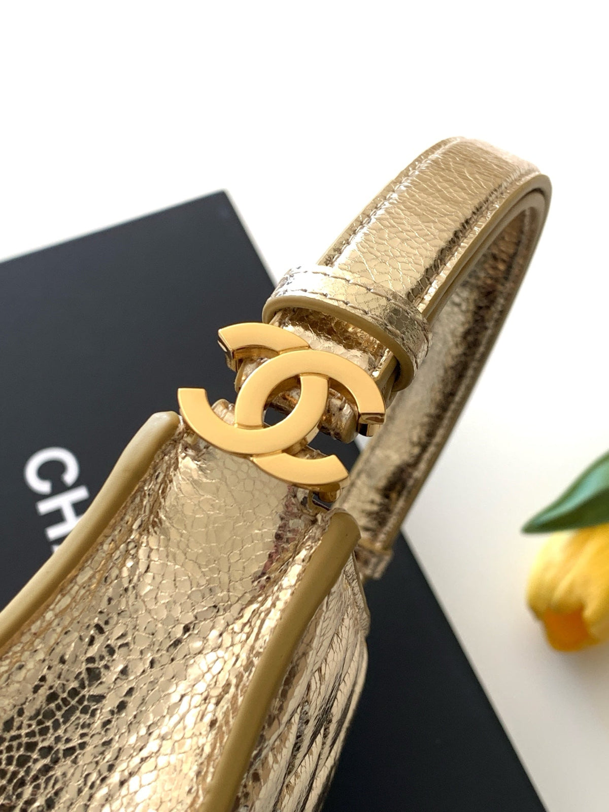 CC AS6045 Hobo Bag 22cm Metallic Gold Quilted Calfskin