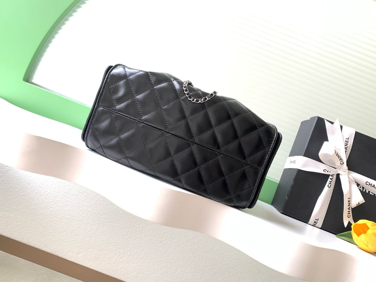 CC 25s Hobo Bag Black Lambskin SHW 286366