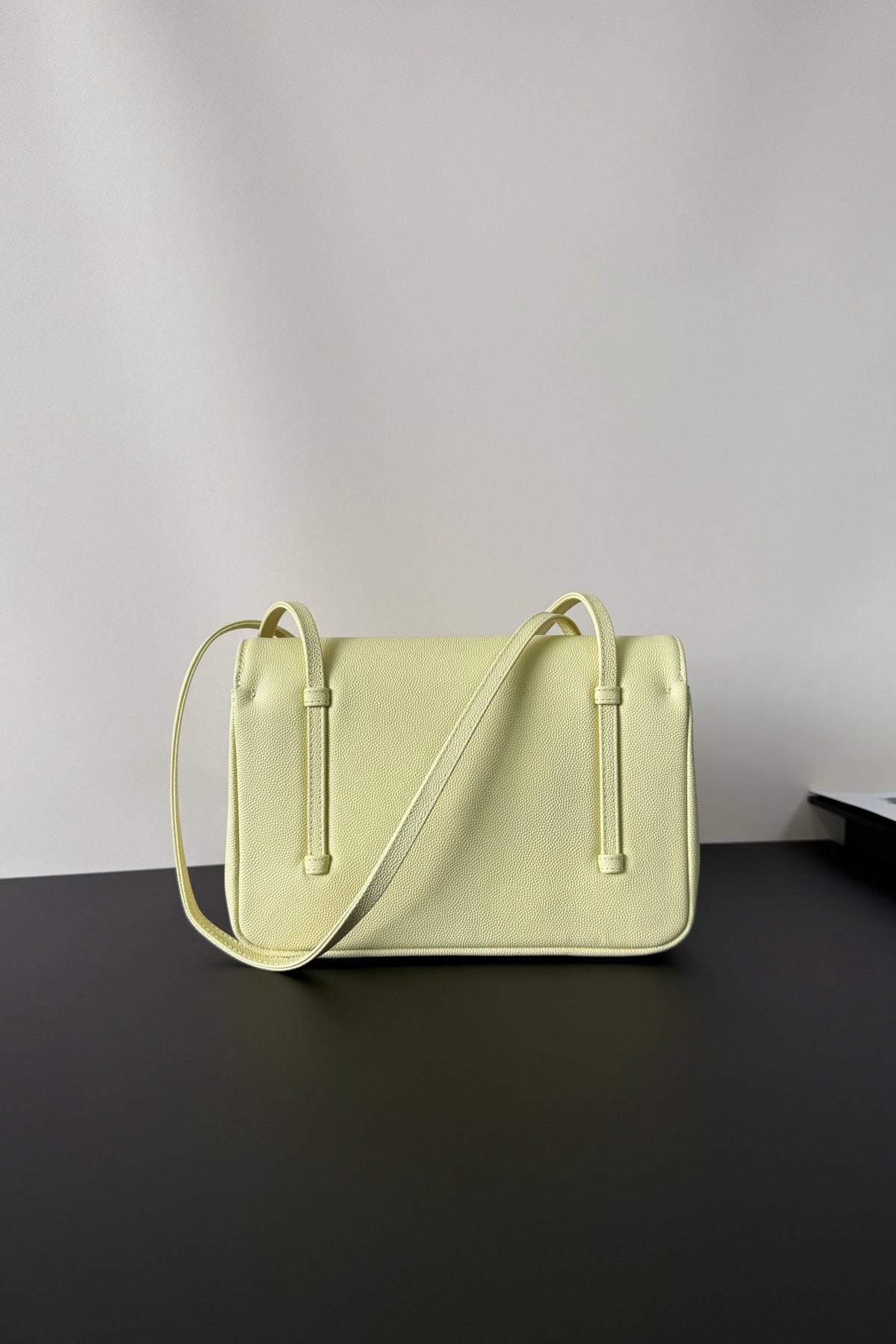 Chanel 26 Shoulder Bag 22 Light Yellow Caviar Leather