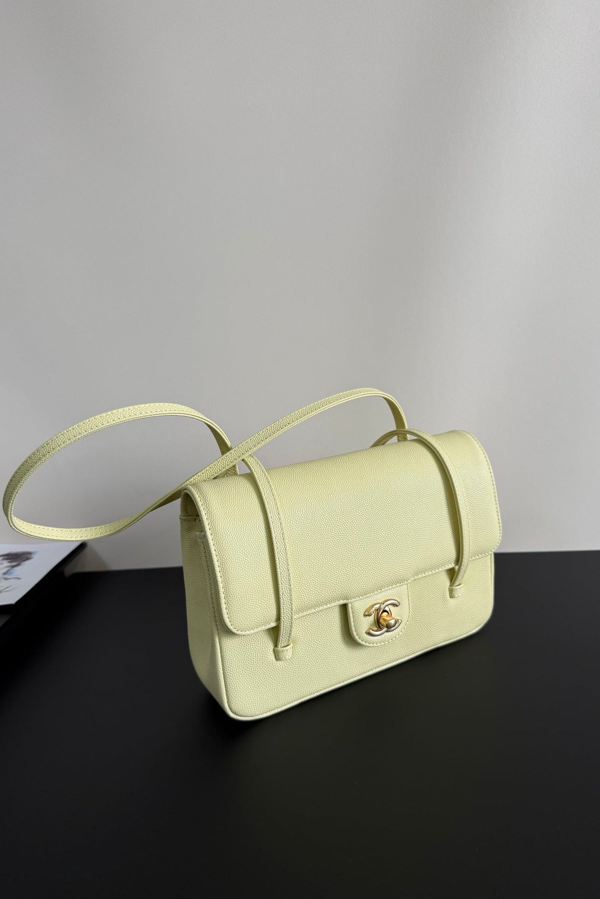 Chanel 26 Shoulder Bag 22 Light Yellow Caviar Leather