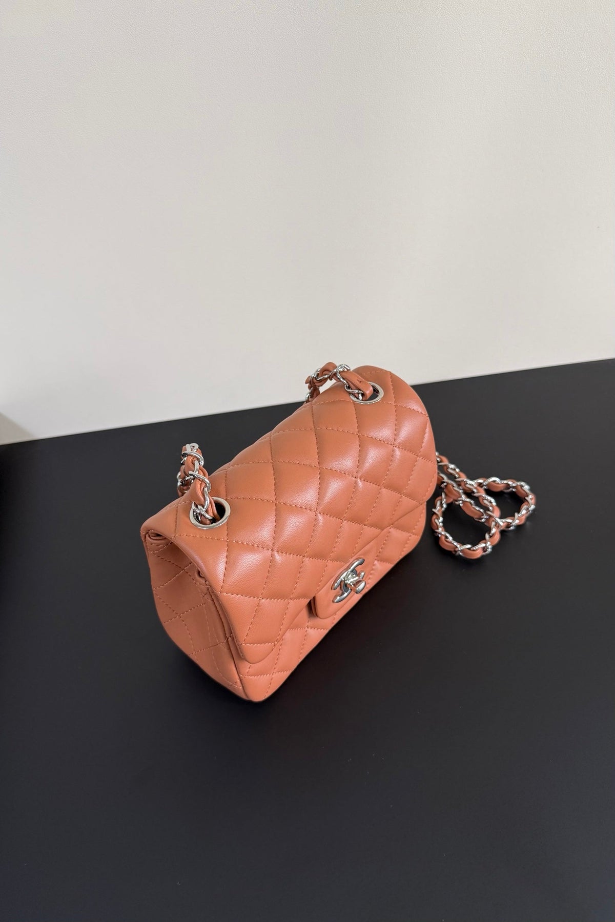 CC Flap Bag 17cm Brown Brick Sheepskin SHW 284818