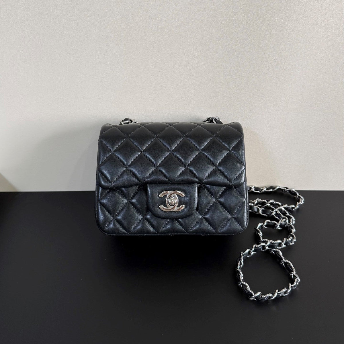 CC Flap Bag 17cm Black Sheepskin SHW 284824