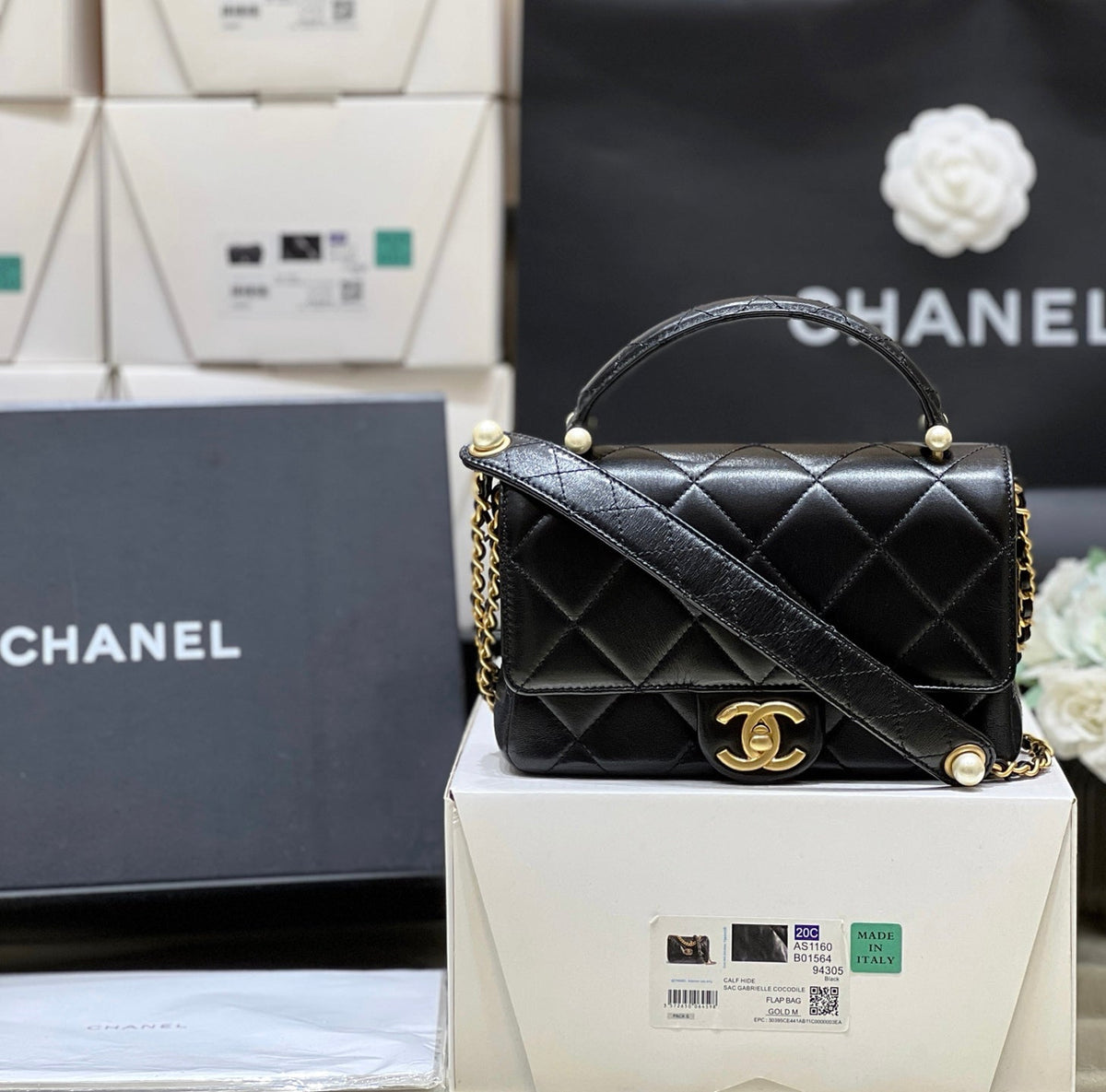 CC 25P Handle Bag 20cm Black Quited Lambskin 290311
