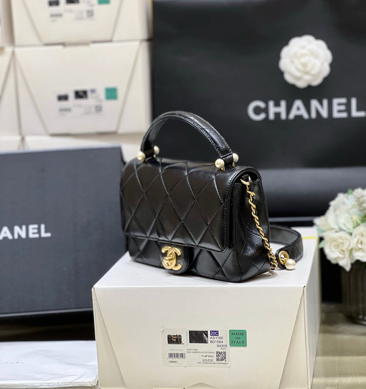 CC 25P Handle Bag 20cm Black Quited Lambskin 290311