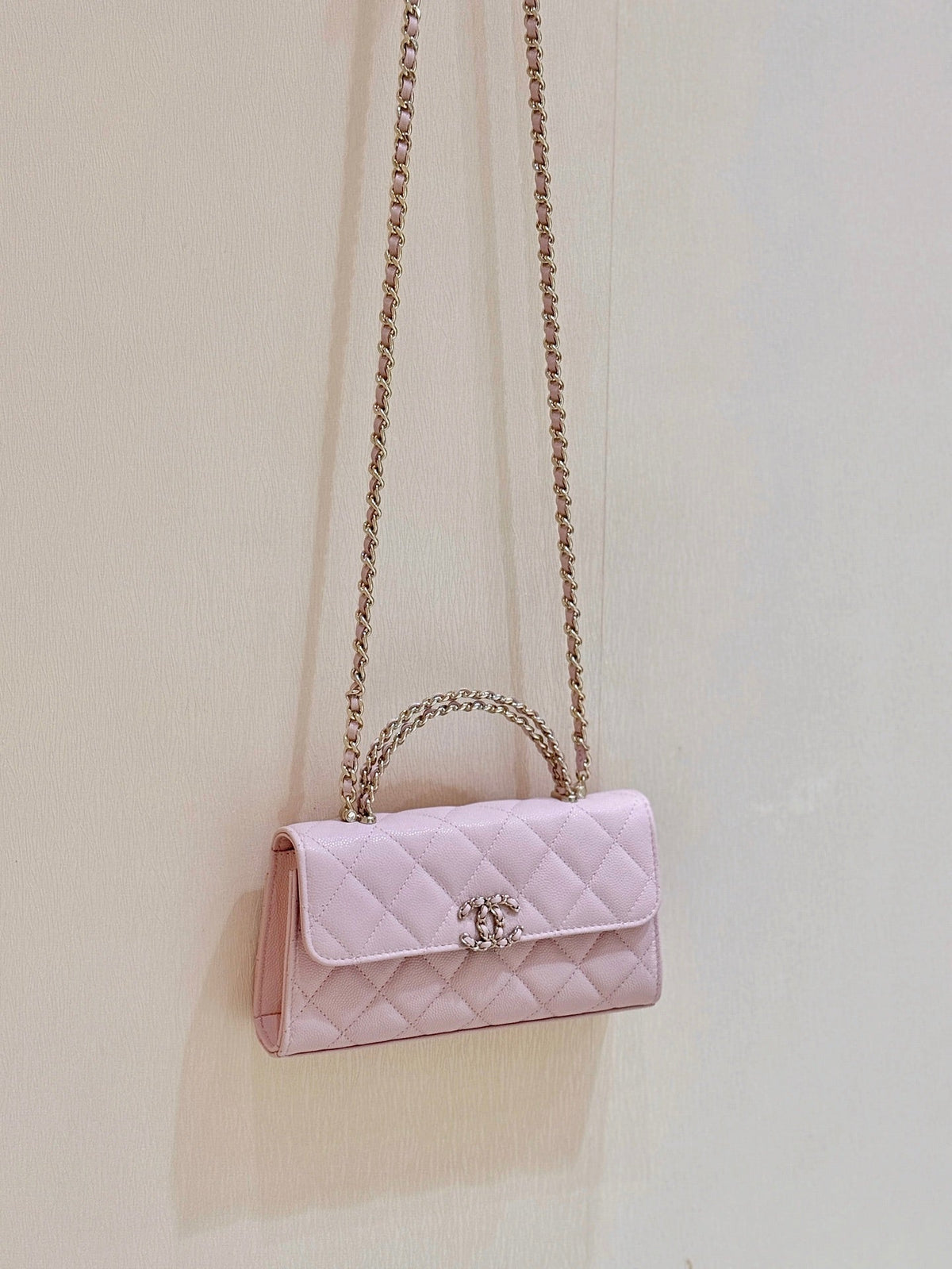 CC 25s Kelly Handle Bag Light Pink Caviar Leather
