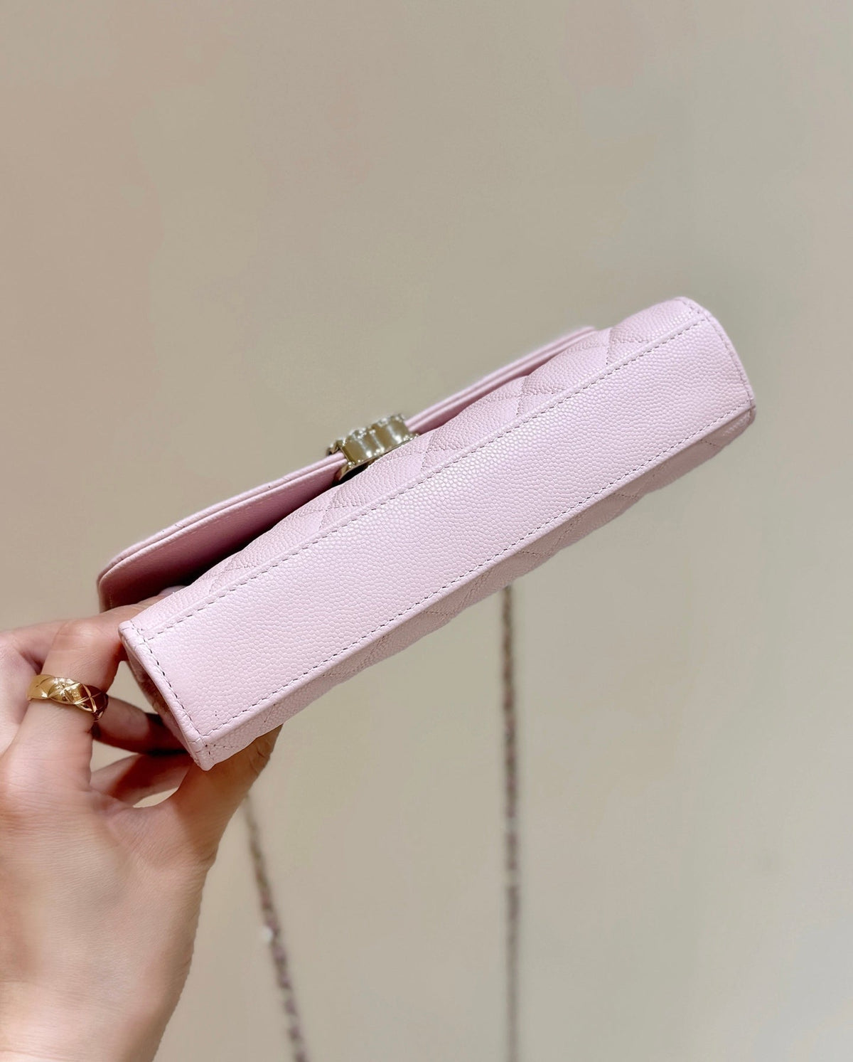 CC 25s Kelly Handle Bag Light Pink Caviar Leather