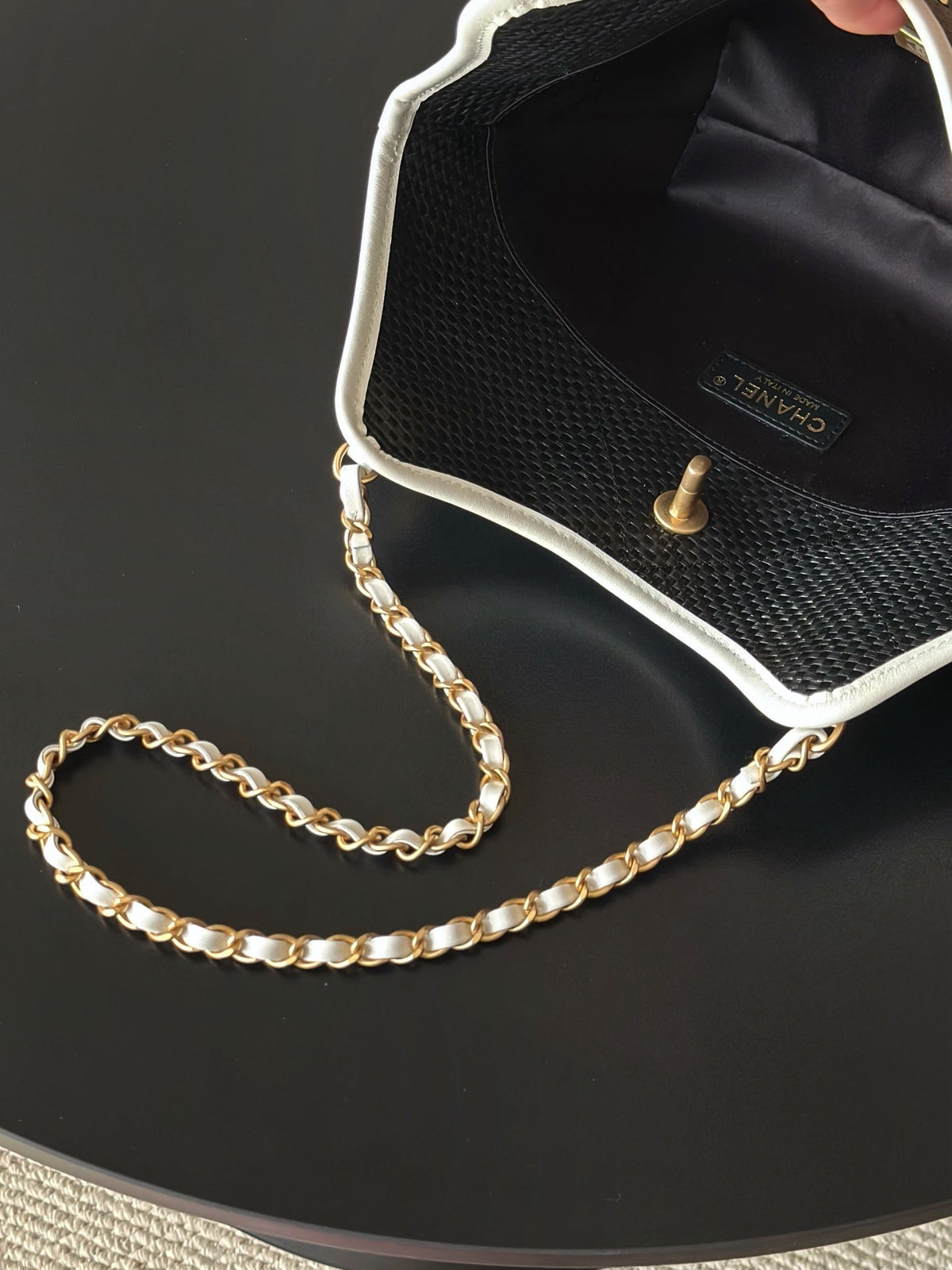 Chanel 2025 Maxi Hobo Bag 31cm Black mix White Straw Leather 320857