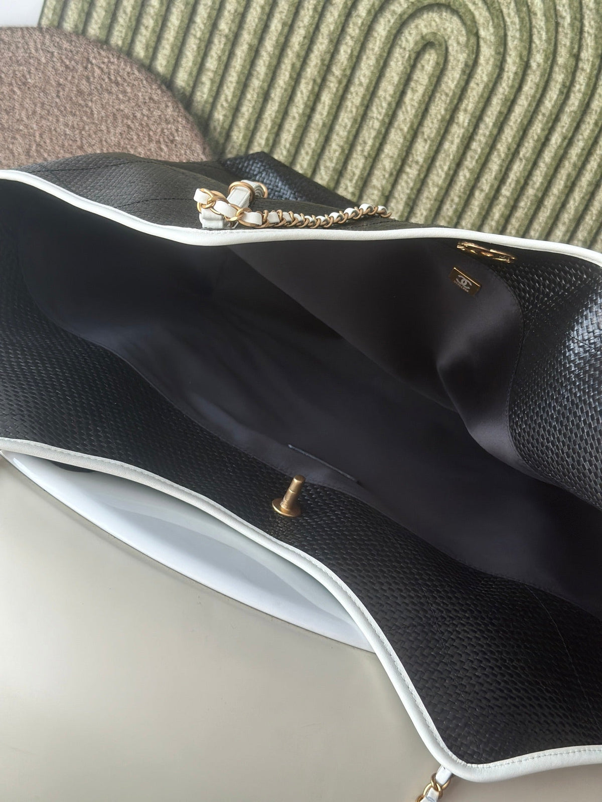 CC Maxi Hobo Bag 43cm Black Straw Leather