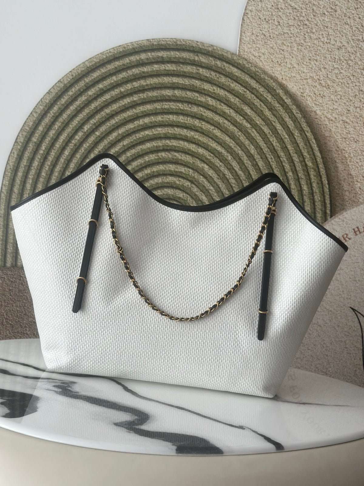 CC Maxi Hobo Bag 43cm White Straw Leather