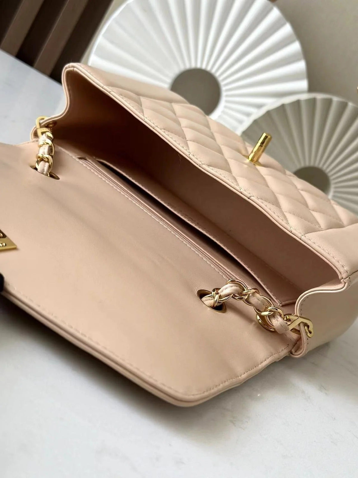 Chanel 2026 Diana Shoulder Bag 22.5cm Beige Lambskin