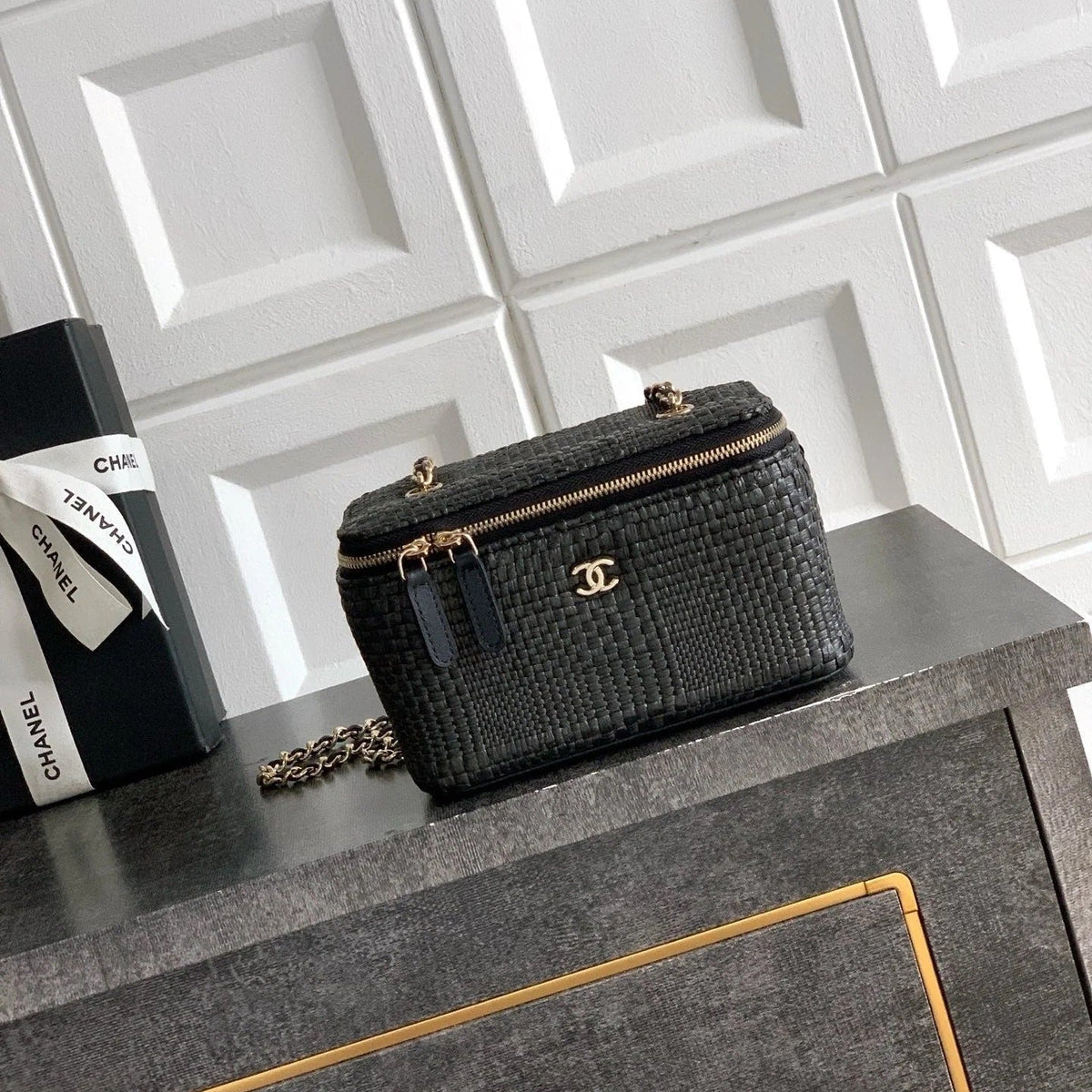 CC 2026 Box Bag 19.5cm Straw Leather 157109