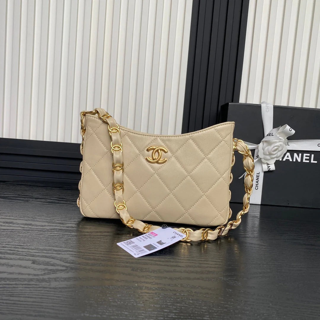 CC HOBO BAG 24 IN BEIGE CALFSKIN GOLD DOUBLE C THICK CHAIN