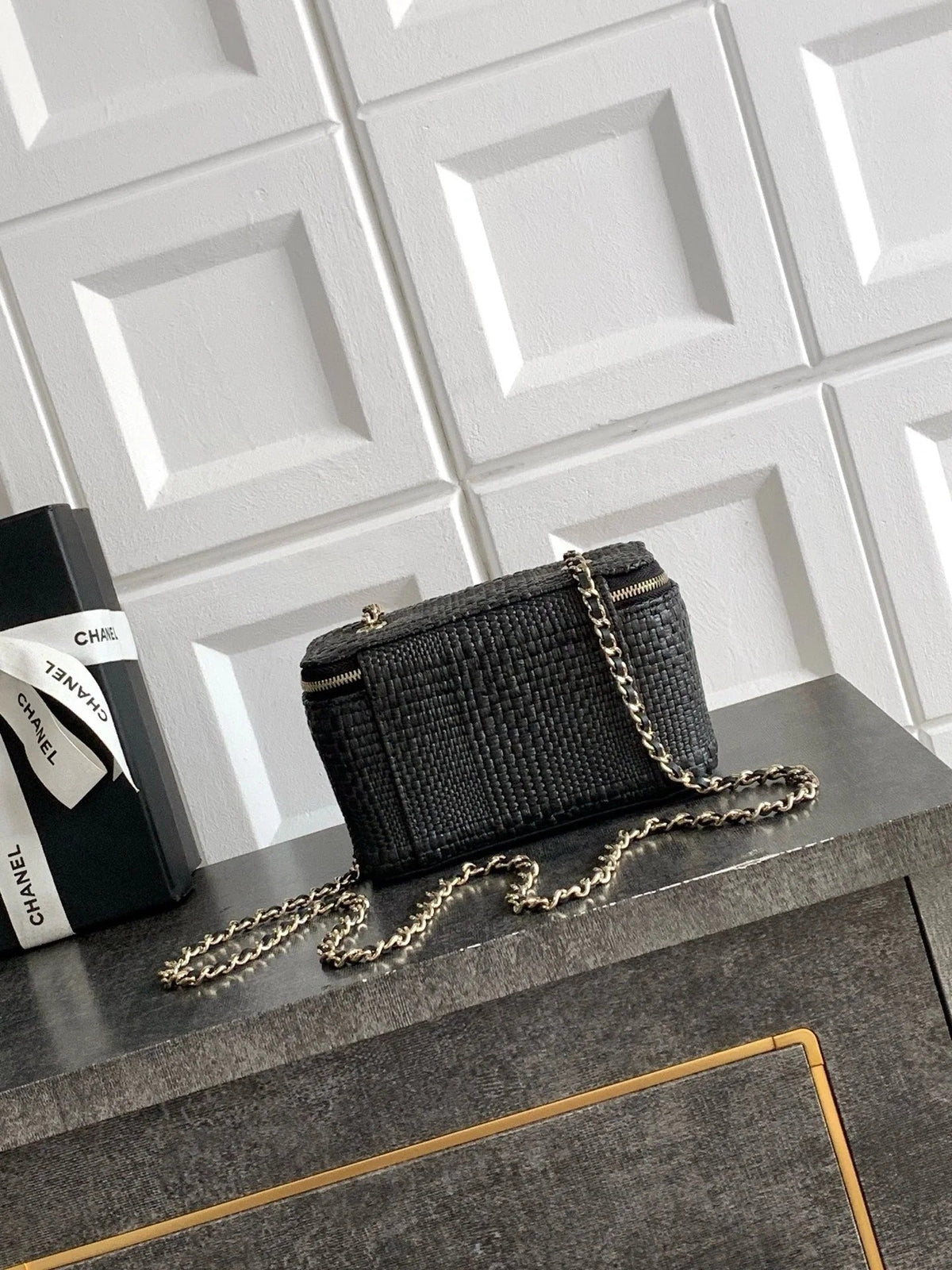 CC 2026 Box Bag 19.5cm Straw Leather 157109