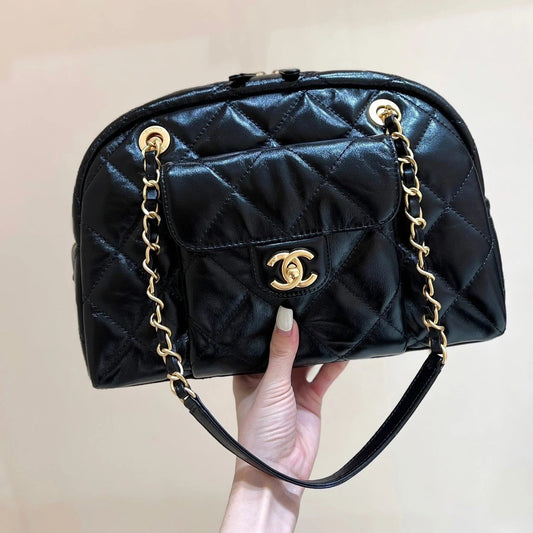 QUILTED BOWLING BAG 33 IN BLACK LAMBSKIN GOLD HARDWARE