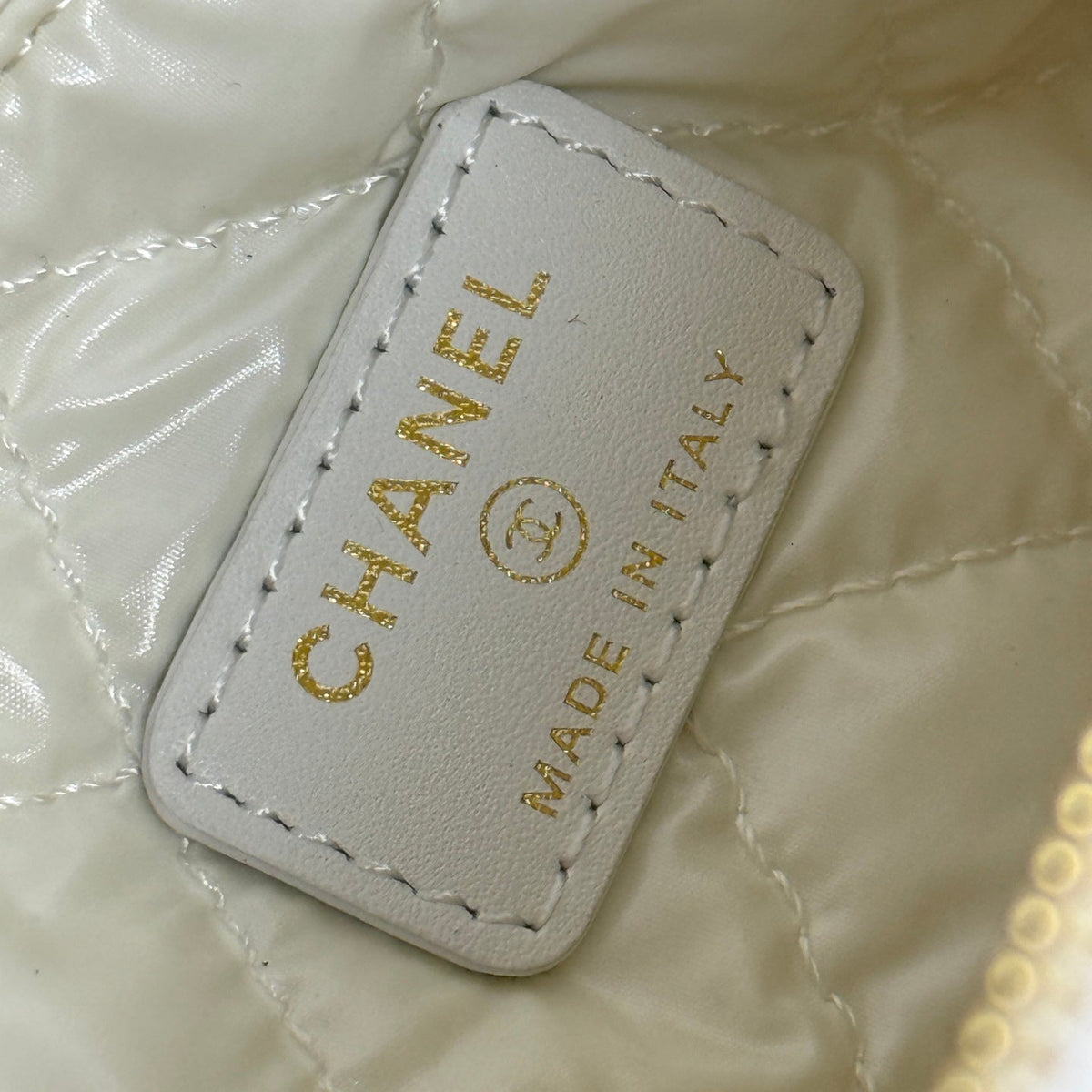 Chanel 26 Woven Clutch 19 White Red Canvas