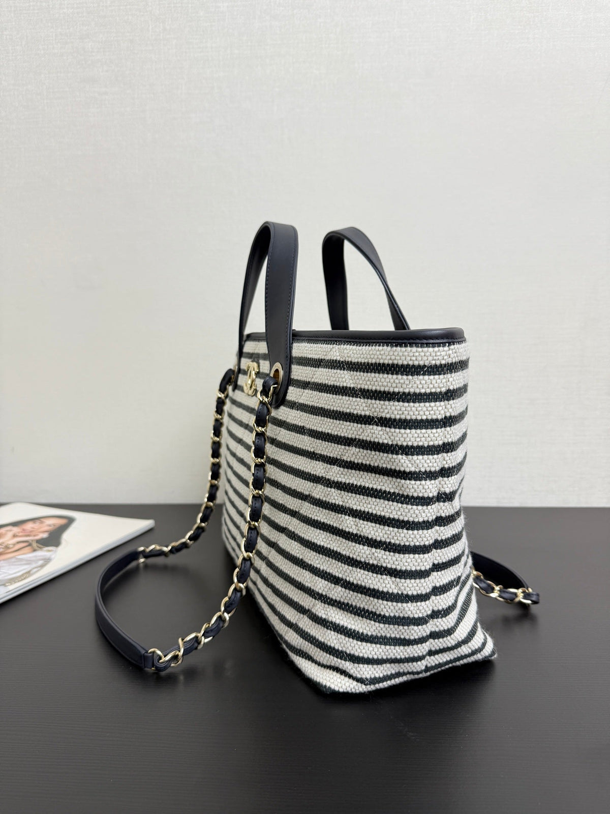 Chanel 26 Woven Beach Bag 46 White Navy Blue Canvas Leather
