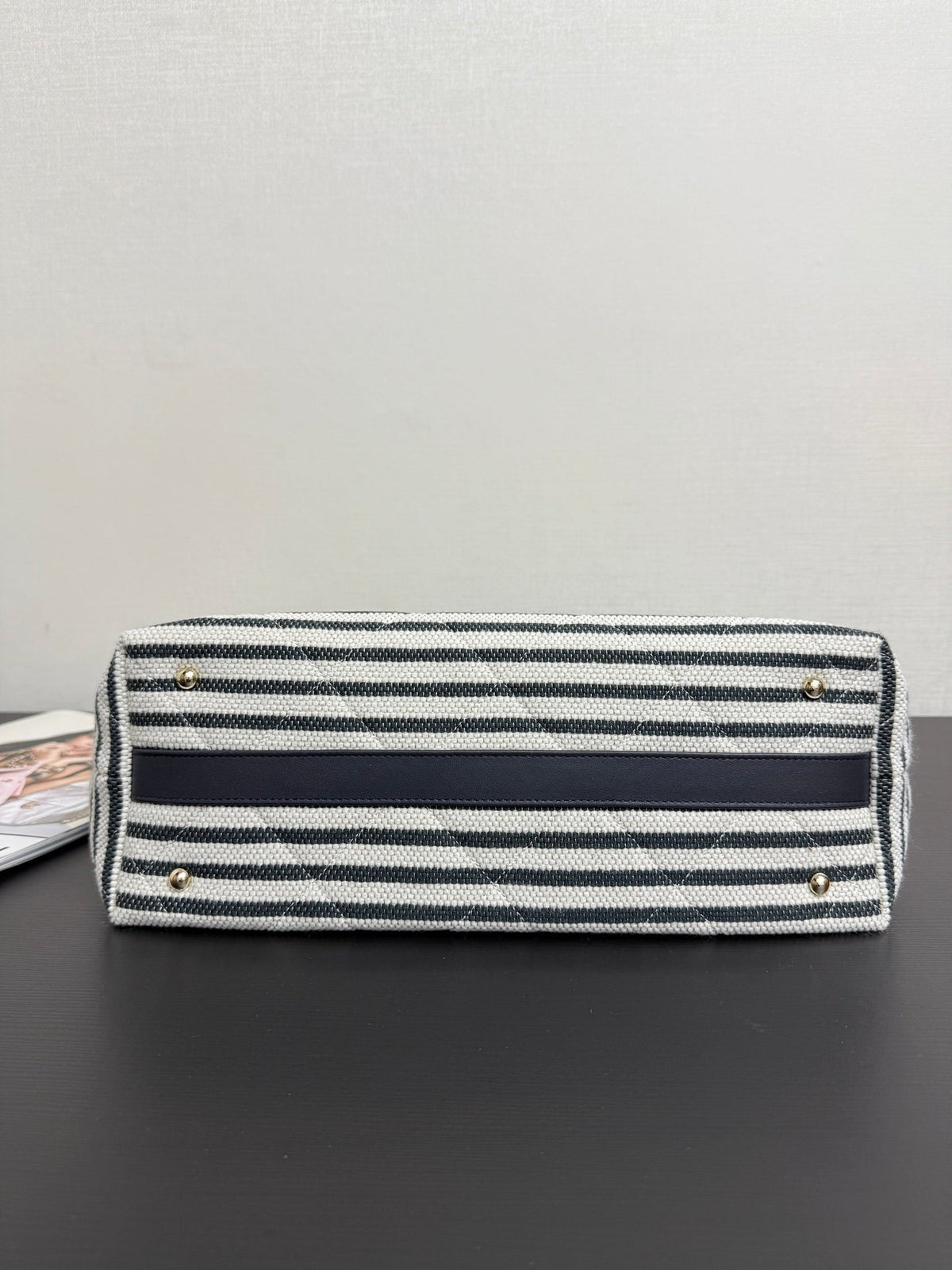Chanel 26 Woven Beach Bag 46 White Navy Blue Canvas Leather
