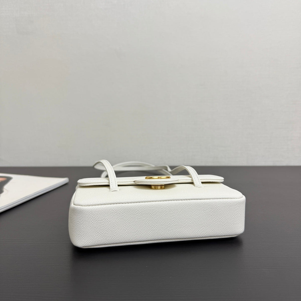 Chanel 26 Shoulder Bag 17 White Caviar Leather