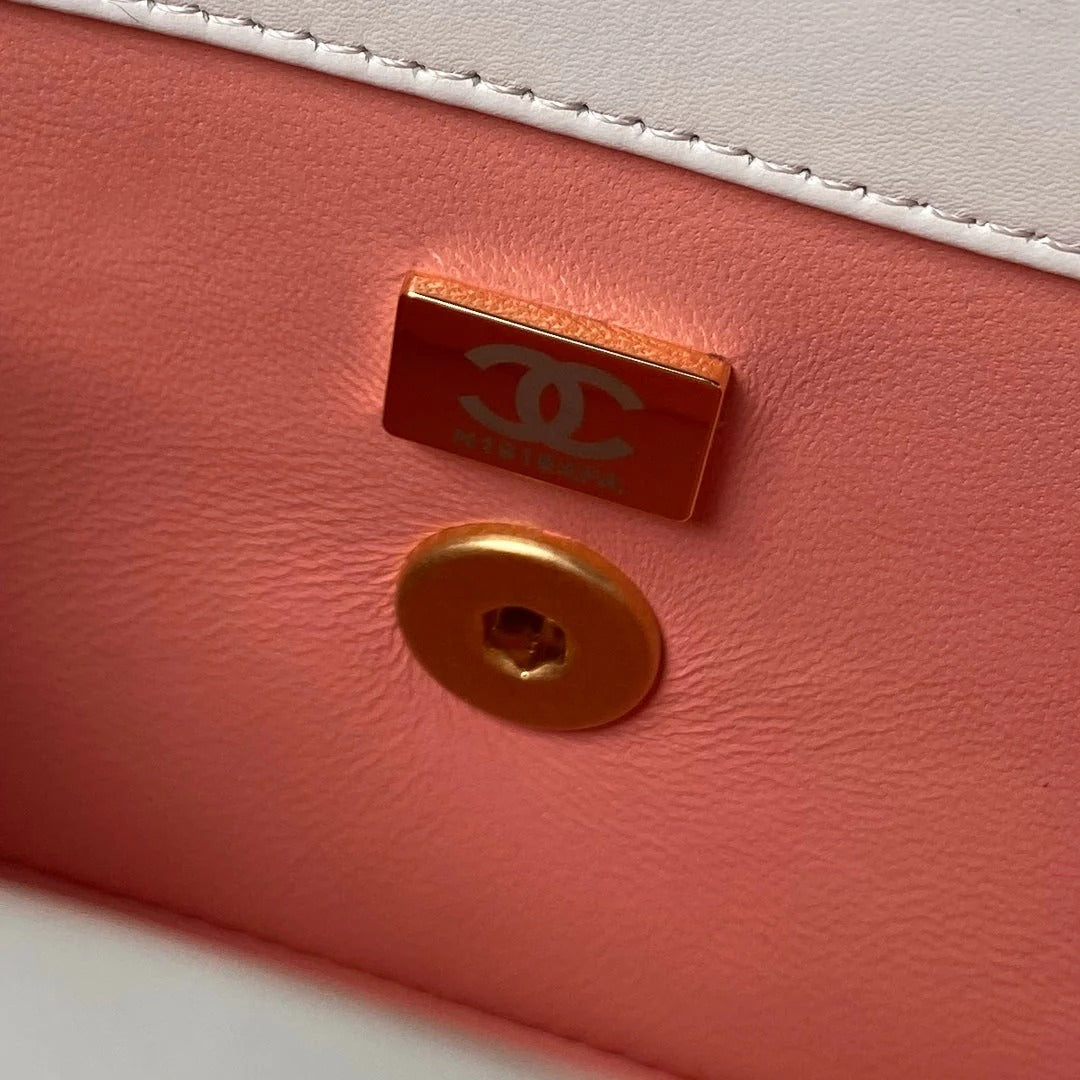 CHANEL 25S MINI FLAP BAG 19 IN WHITE CALFSKIN GOLD HARDWARE