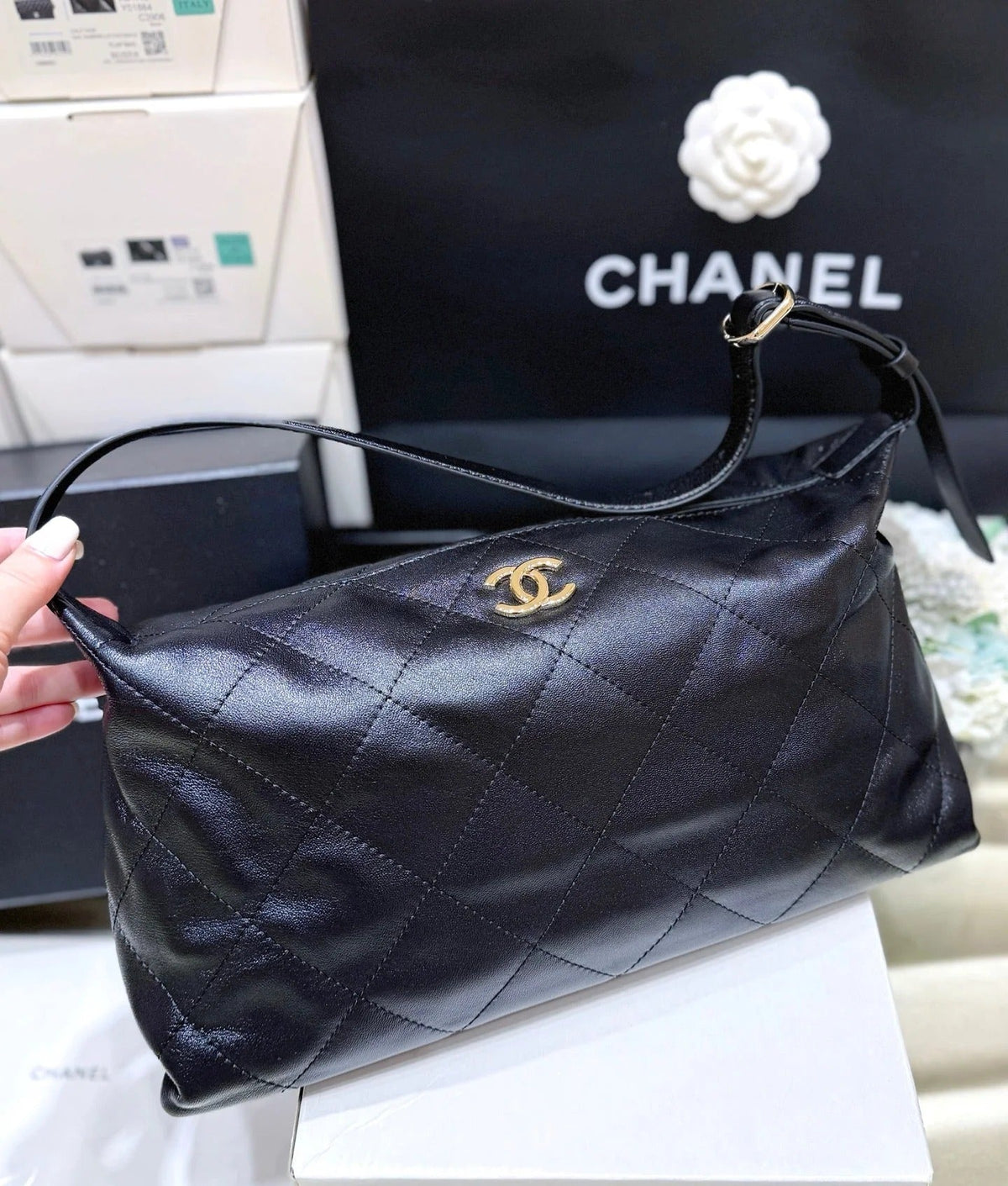 Chanel 2026 Bag 35cm Black Lambskin 290108