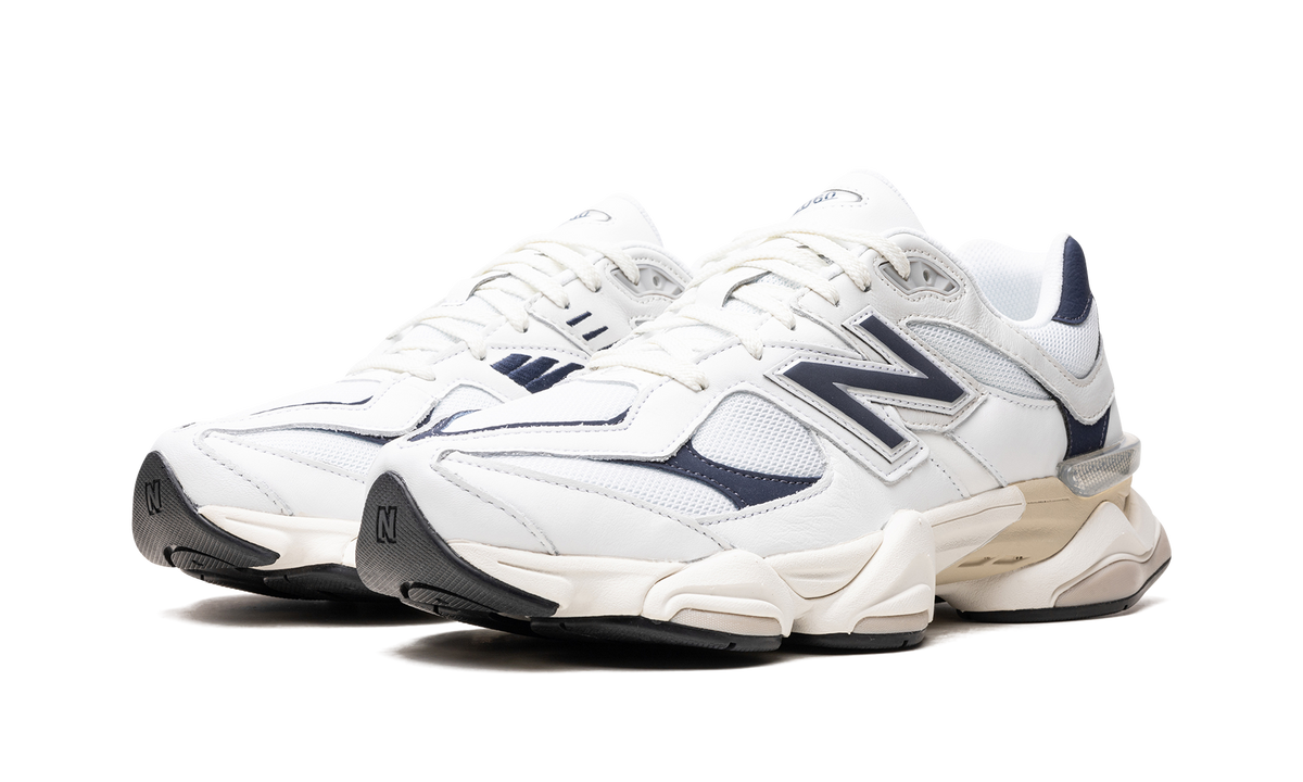 9060 "White / Navy" U9060VNB